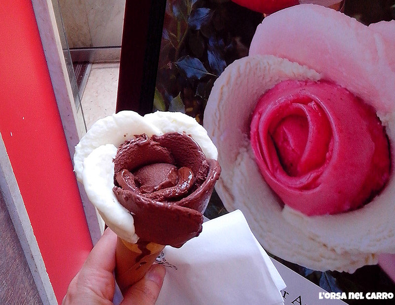gelato a forma di rosa pataloso
